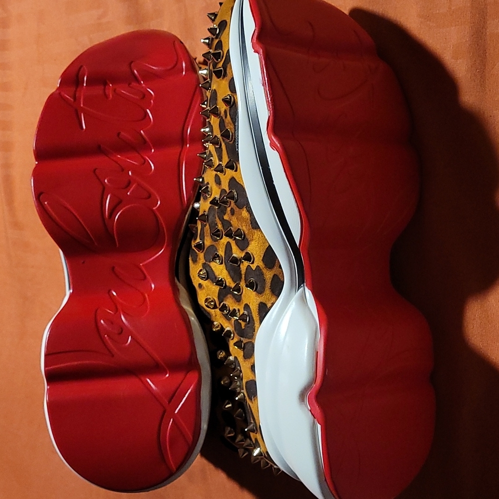 Loubkutin Studded leopard red bottom shoes Sz 7.5